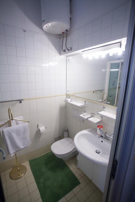 Apartments Lina - Center With Free Parking! Zagreb Zimmer foto